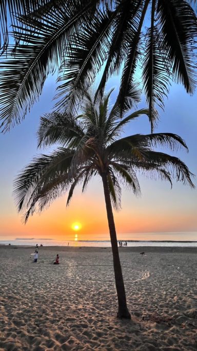 Atardecer en playa Kafountine